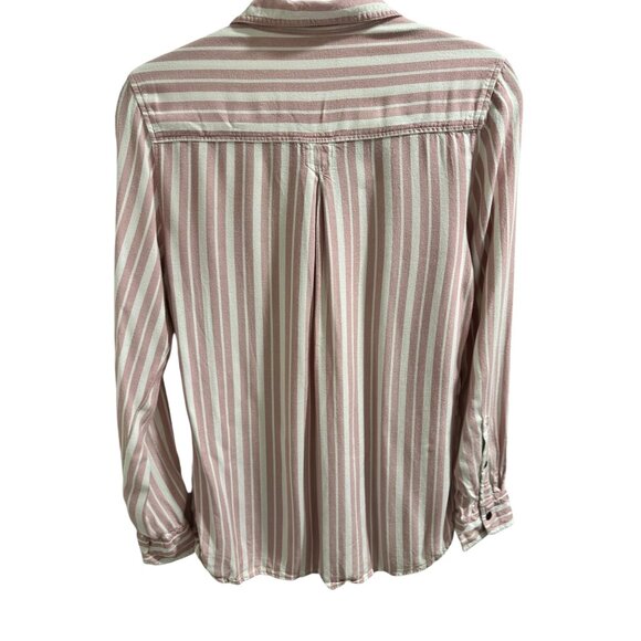 ๐ 2/$20 ๐ Pink and White Striped Long Sleeve Button Down Blouse sz S - Picture 5 of 6